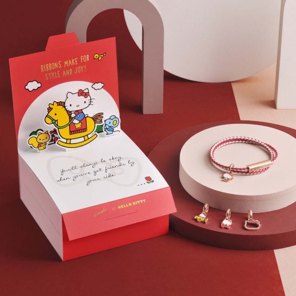 Crudo ハローキティ 925シルバー 輝くメタルチャーム - ブルーリボン