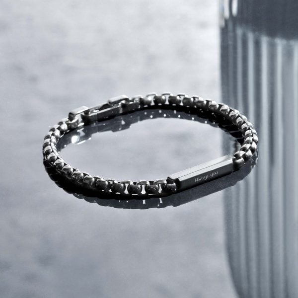 ❤Blackcurrantさま❤2025年Bracelet❤❤ Manhattan Love Bar Chain Bracelet - Standard Knight Rider Black